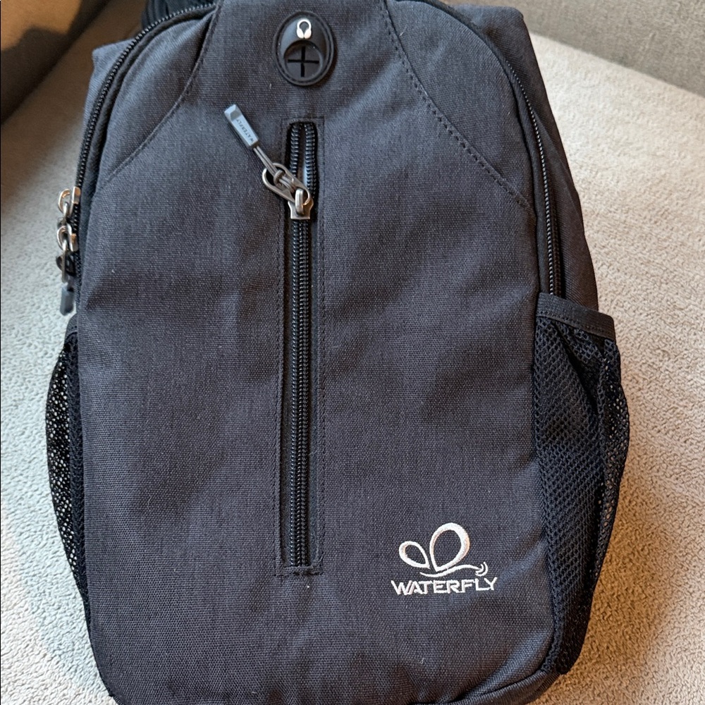 Waterfly Black Women's Backpack, Slingback